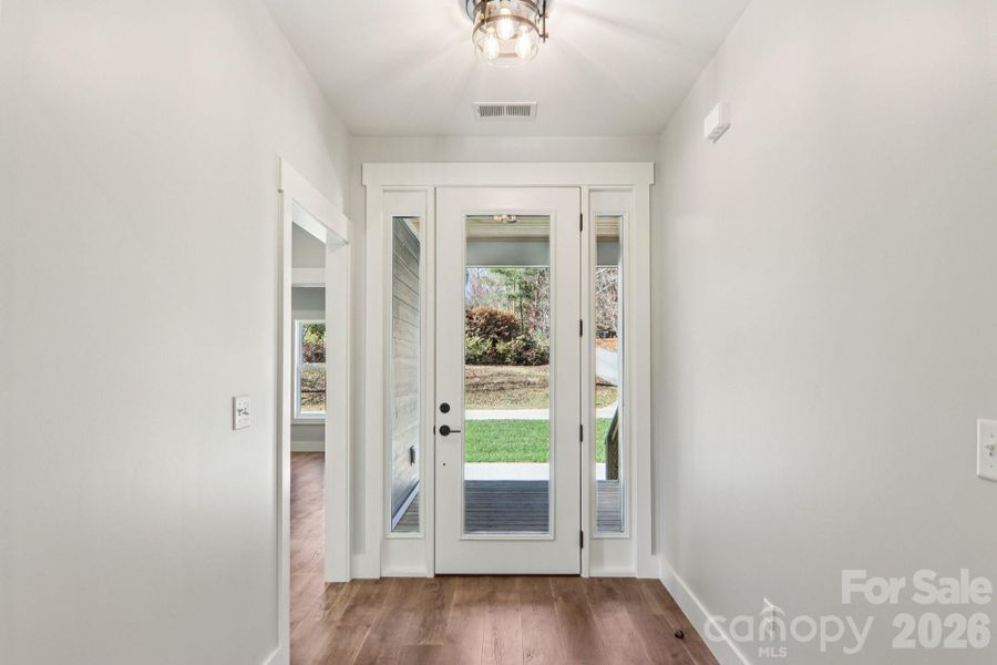 Spacious, unfurnished interior of a new home in , Hendersonville (Image 31).