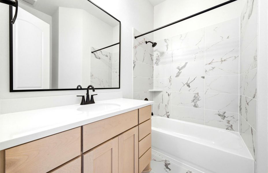 Furnished interior view inside a new home in The Highlands 55′, Porter (Image 19).