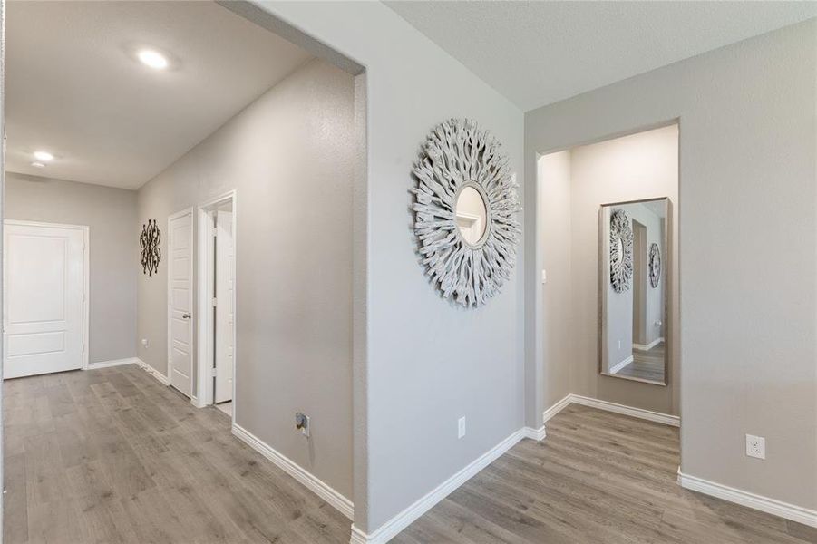 Spacious, unfurnished interior of a new home in , Aubrey (Image 17).