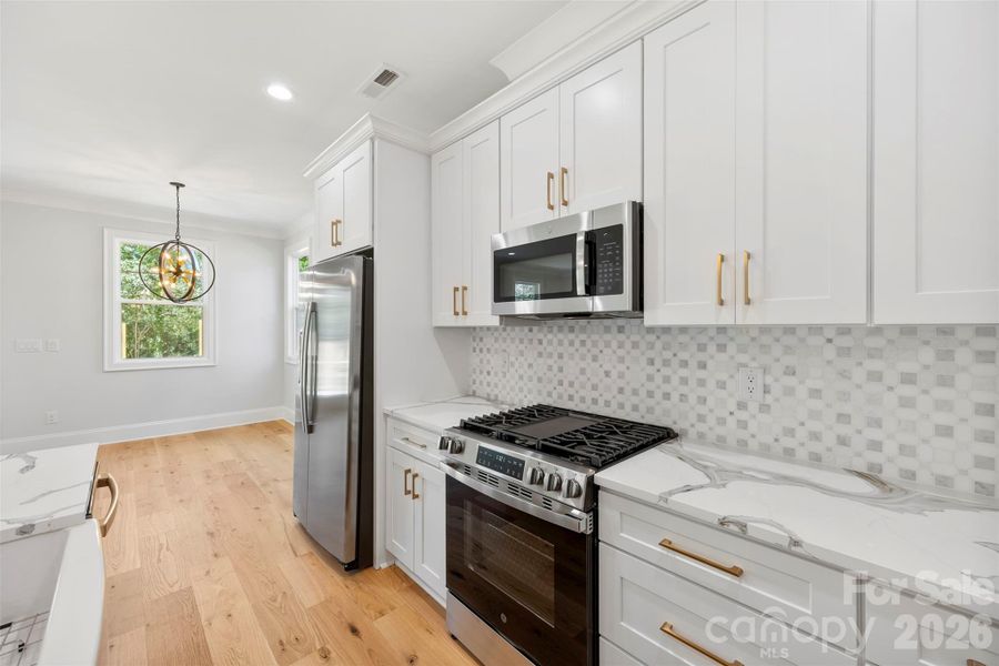 1331 Condon St, Charlotte, NC 28216