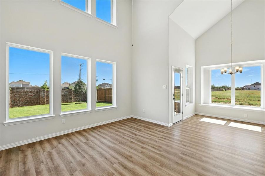 Spacious, unfurnished interior of a new home in Hulen Trails, Fort Worth (Image 27). Spacious, unfurnished interior of a new home in Hulen Trails, Fort Worth (Image 27).