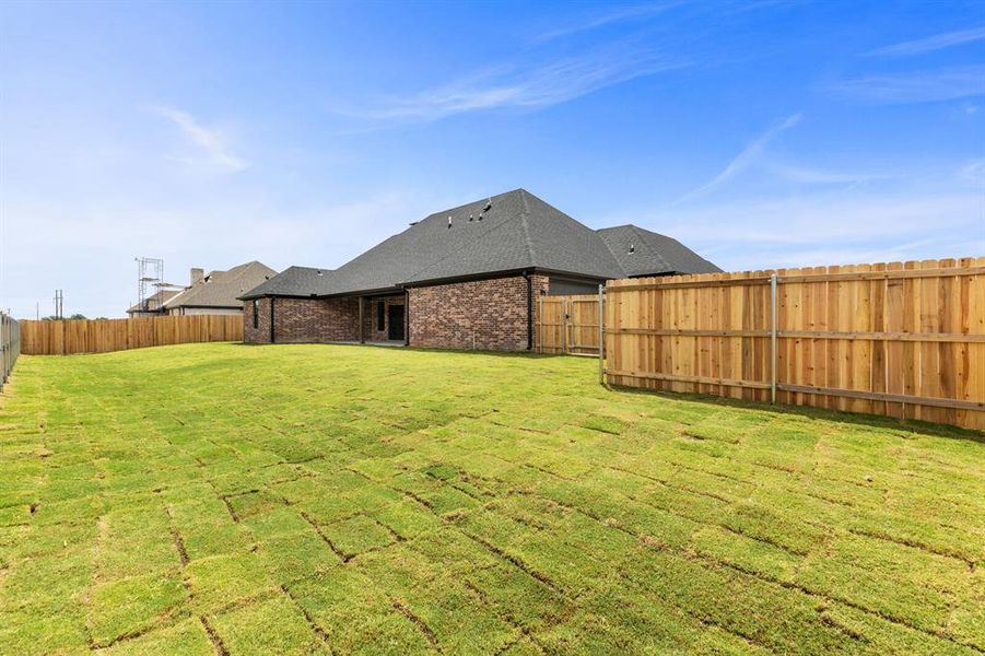 Exterior details and patio area of a home in , Robinson (Image 26).