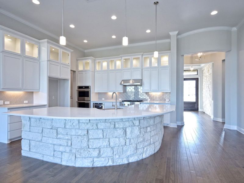 Representative furnished interior of a home built from the San Simeon I by Giddens Homes in Clearwater Ranch, Liberty Hill (Image 315).