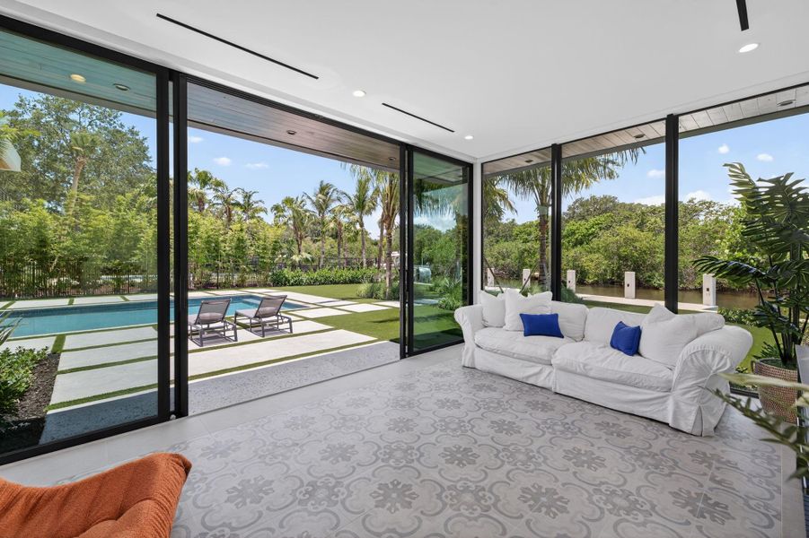 Furnished interior view inside a new home in , Fort Lauderdale (Image 44). Furnished interior view inside a new home in , Fort Lauderdale (Image 44).