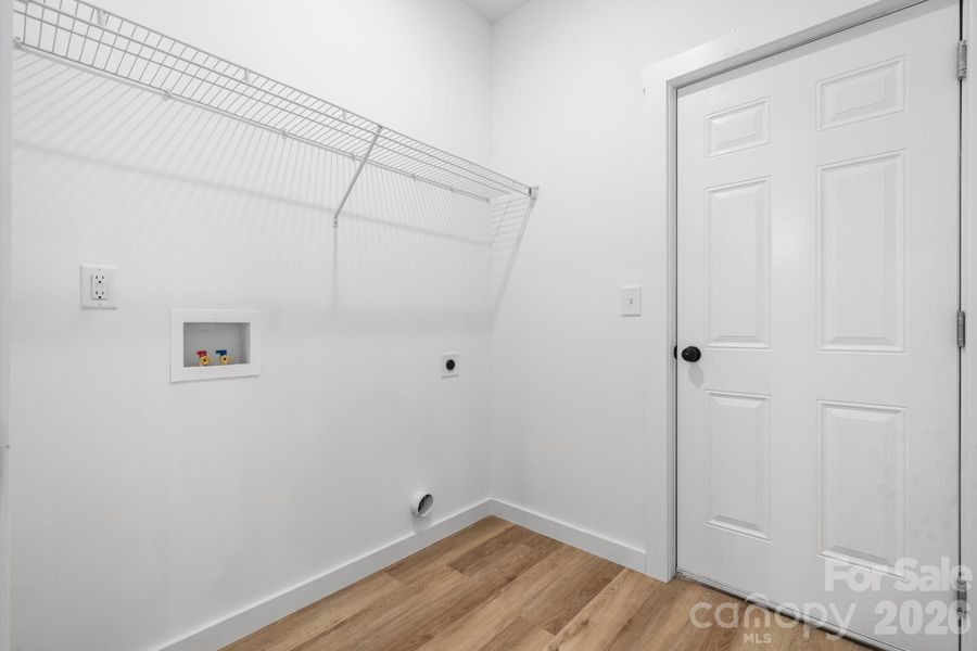 Spacious, unfurnished interior of a new home in , Taylorsville (Image 30).