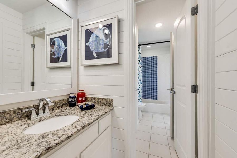 Representative furnished interior of a home built from the Grand Avery II by Grand Homes in Grand Oaks, Celina (Image 31).