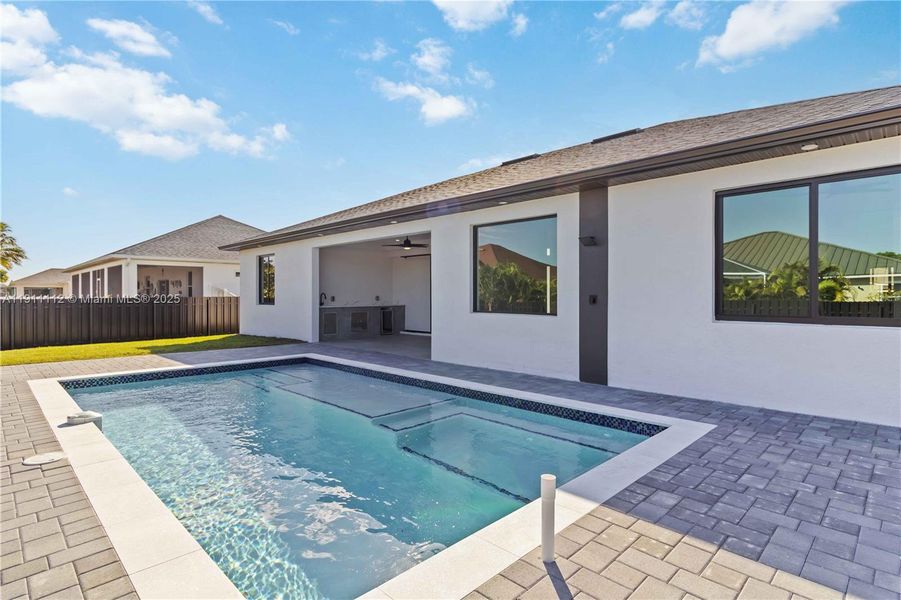 Exterior details and patio area of a home in , Cape Coral (Image 4). Exterior details and patio area of a home in , Cape Coral (Image 4).