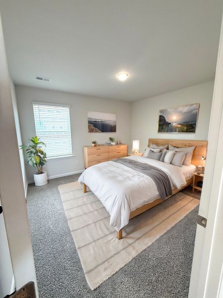 Furnished interior view inside a new home in Victorywoods Village, Columbia (Image 16).