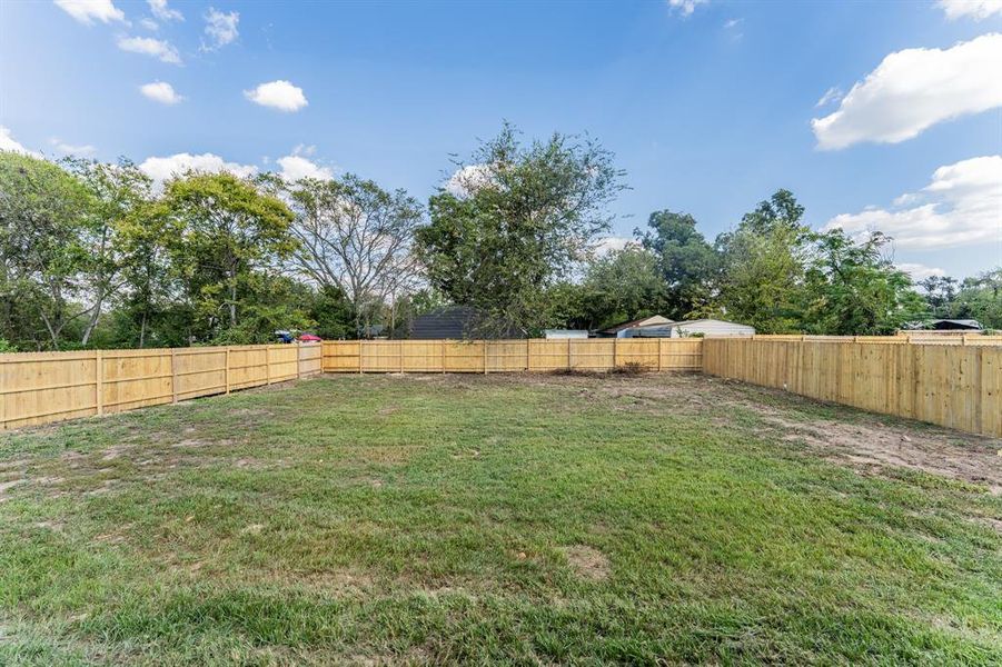 Image 23 of a home in . Image 23 of a home in .