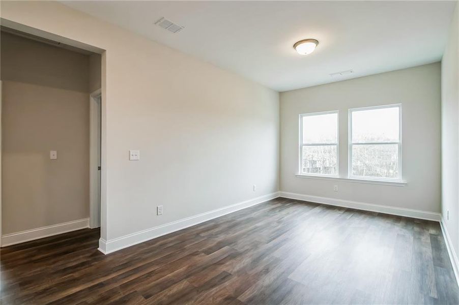 Spacious, unfurnished interior of a new home in Maddox Landing, Hoschton (Image 23).