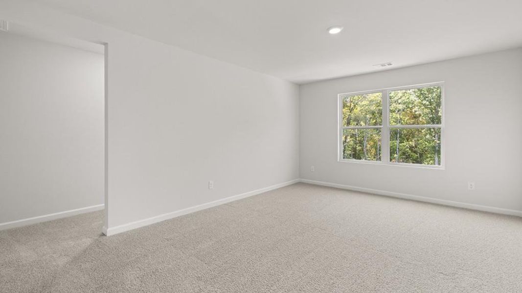 Spacious, unfurnished interior of a new home in Parkside at Carter Grove, Cartersville (Image 22).