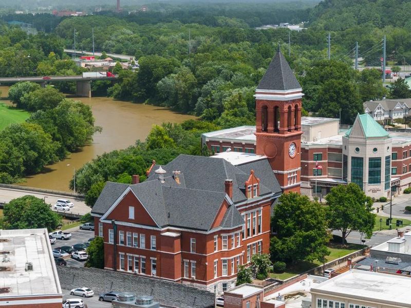 Image 65 of a home in Shorter Village.