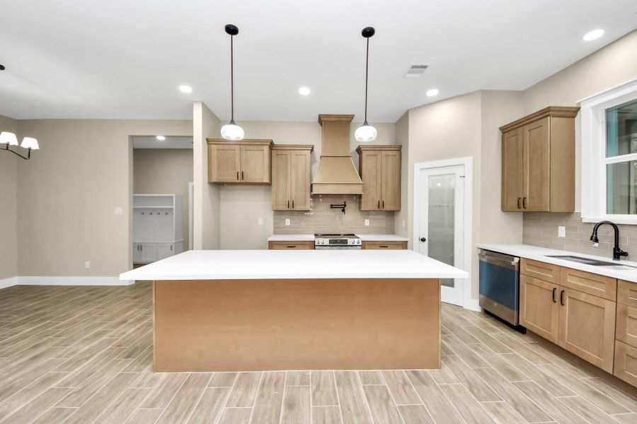 Furnished interior view inside a new home in , Plantersville (Image 7).