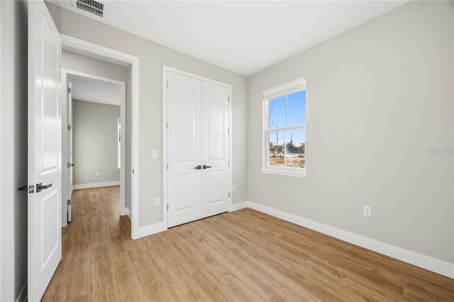 Spacious, unfurnished interior of a new home in , Winter Haven (Image 16).