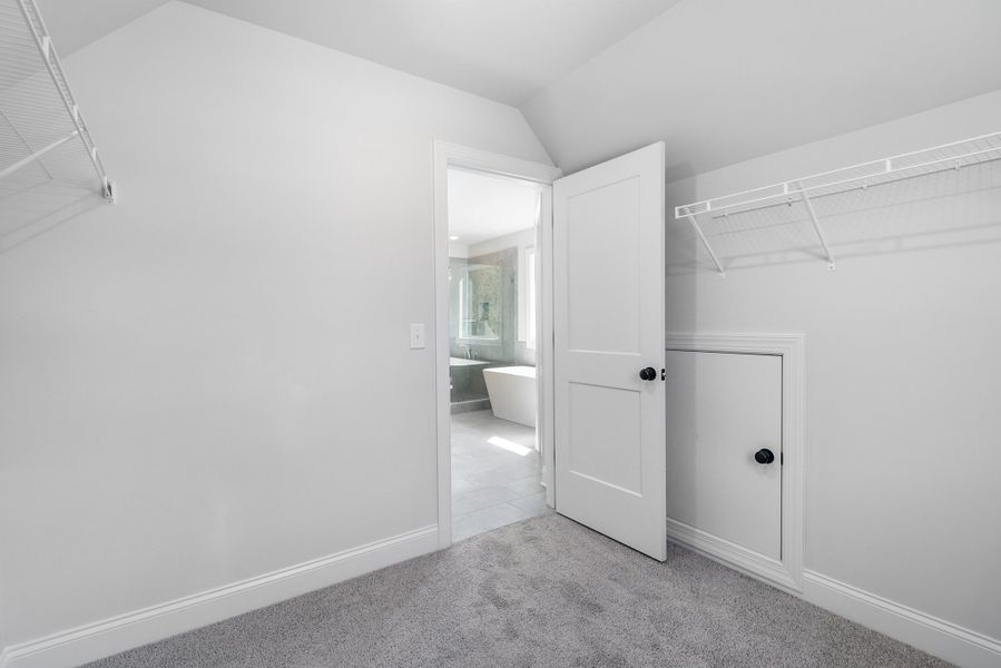Spacious, unfurnished interior of a new home in Woodland Hills, Loganville (Image 29). Spacious, unfurnished interior of a new home in Woodland Hills, Loganville (Image 29).