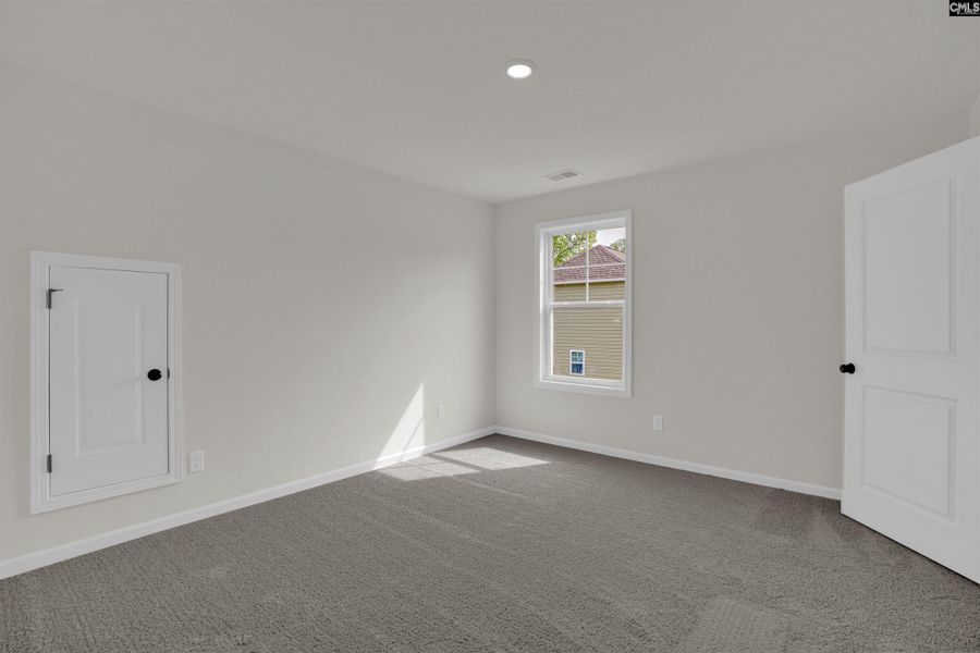 Spacious, unfurnished interior of a new home in Old Charleston Acres, Pelion (Image 23).