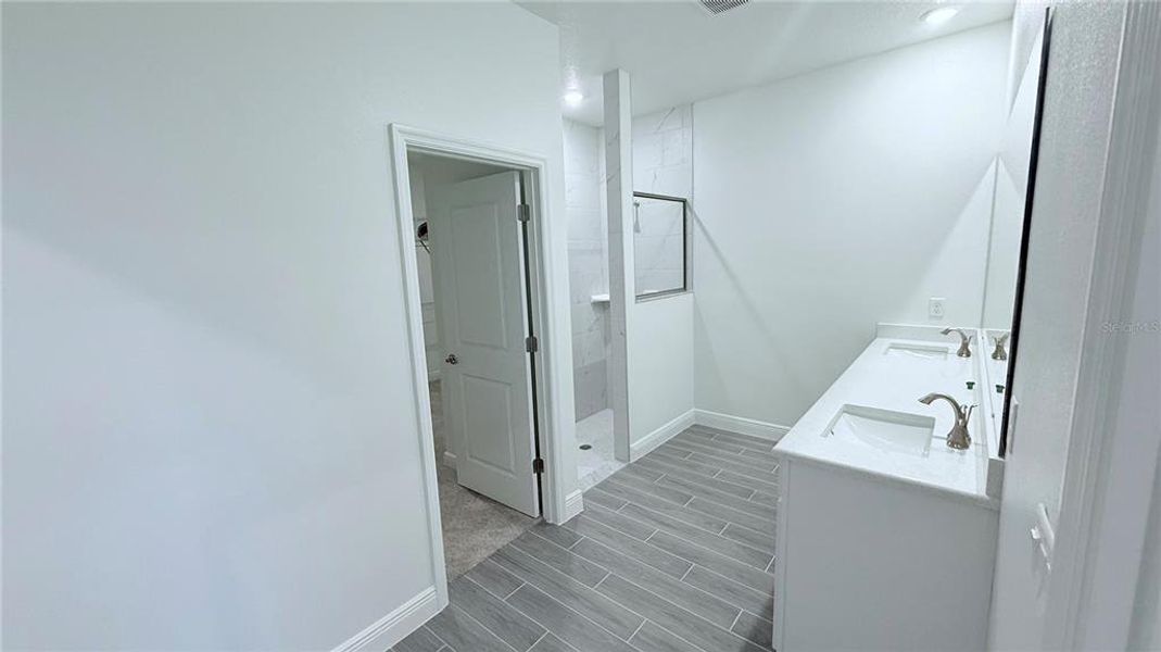 Furnished interior view inside a new home in Palm Coast, Palm Coast (Image 5).