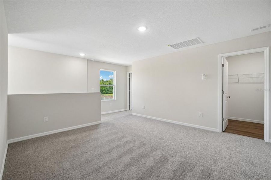 Spacious, unfurnished interior of a new home in Two Rivers, Zephyrhills (Image 33).