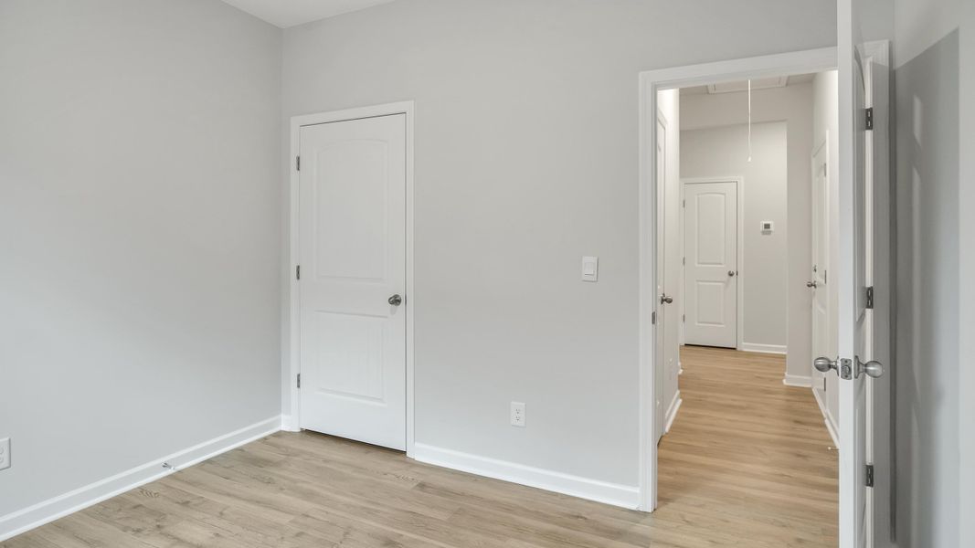Spacious, unfurnished interior of a new home in Legacy Farms, White House (Image 23).
