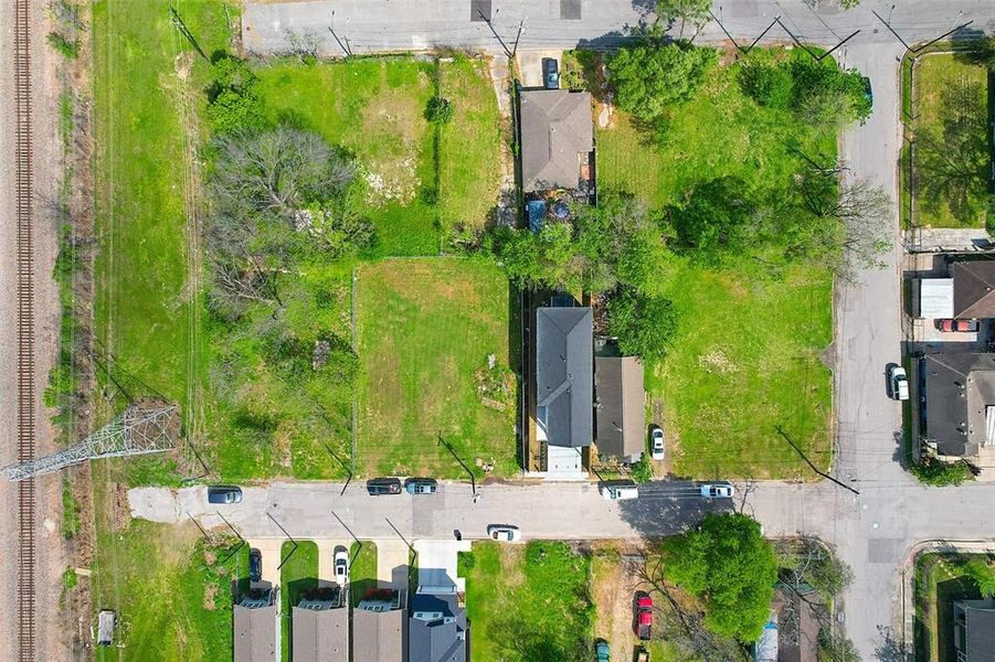 Image 43 of a home in .