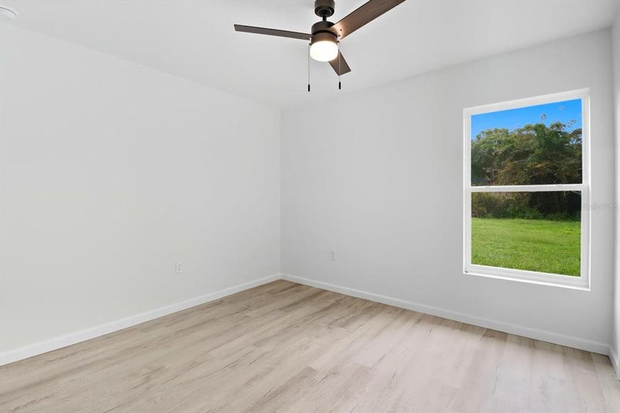 Spacious, unfurnished interior of a new home in , Dunnellon (Image 33).