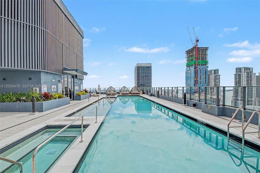 Condo located in Miami, FL showcasing its design and architecture (Image 23).