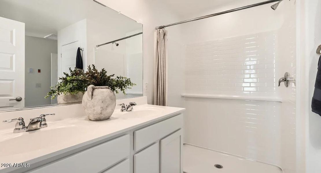 Owners Bath