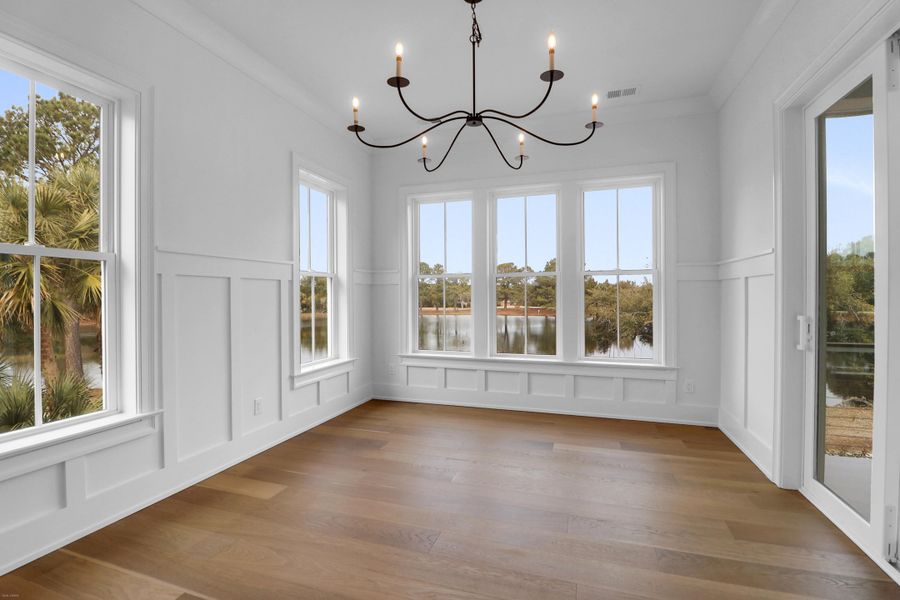 Spacious, unfurnished interior of a new home in , Mount Pleasant (Image 33).