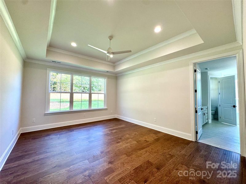 Spacious, unfurnished interior of a new home in Saddlehorn, Troutman (Image 14).