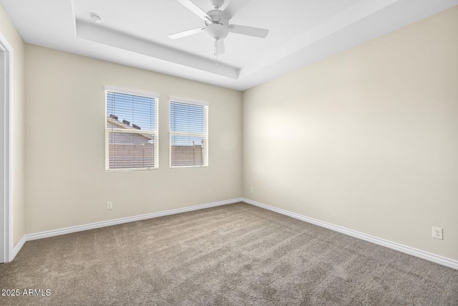 12)MASTER BED 12)MASTER BED