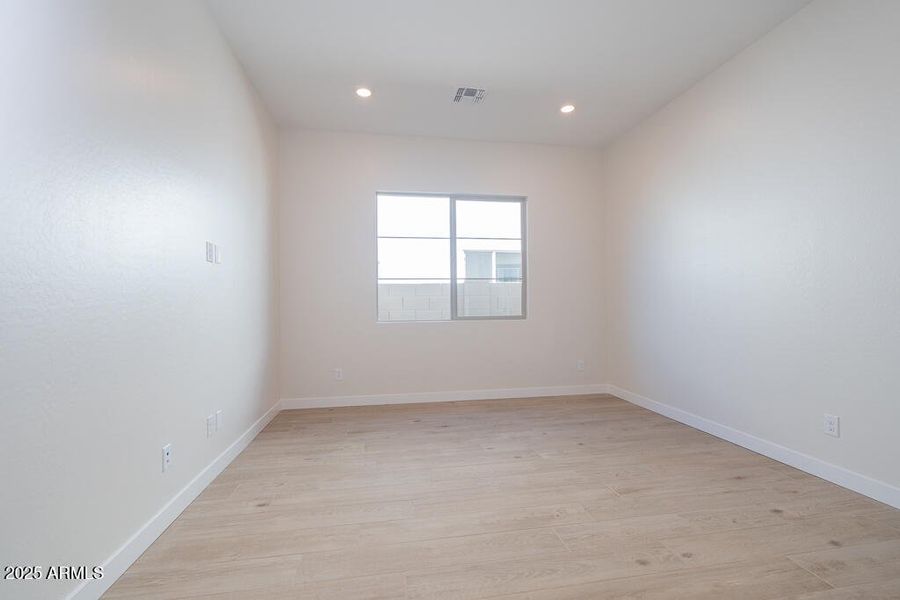 Tri Pointe Waterston Central 386 - Offic