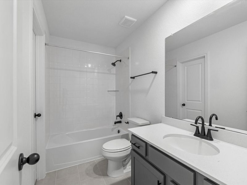 Furnished interior view inside a new home in Brookewater, Rosenberg (Image 6).