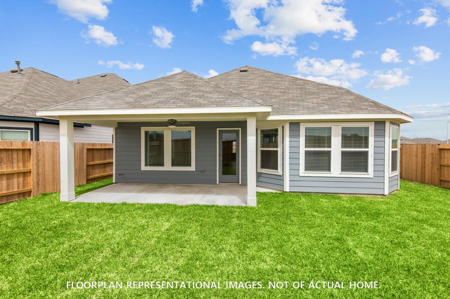 Front exterior of a new home in Miller's Pond, Rosenberg, TX, highlighting curb appeal (Image 9). Front exterior of a new home in Miller's Pond, Rosenberg, TX, highlighting curb appeal (Image 9).