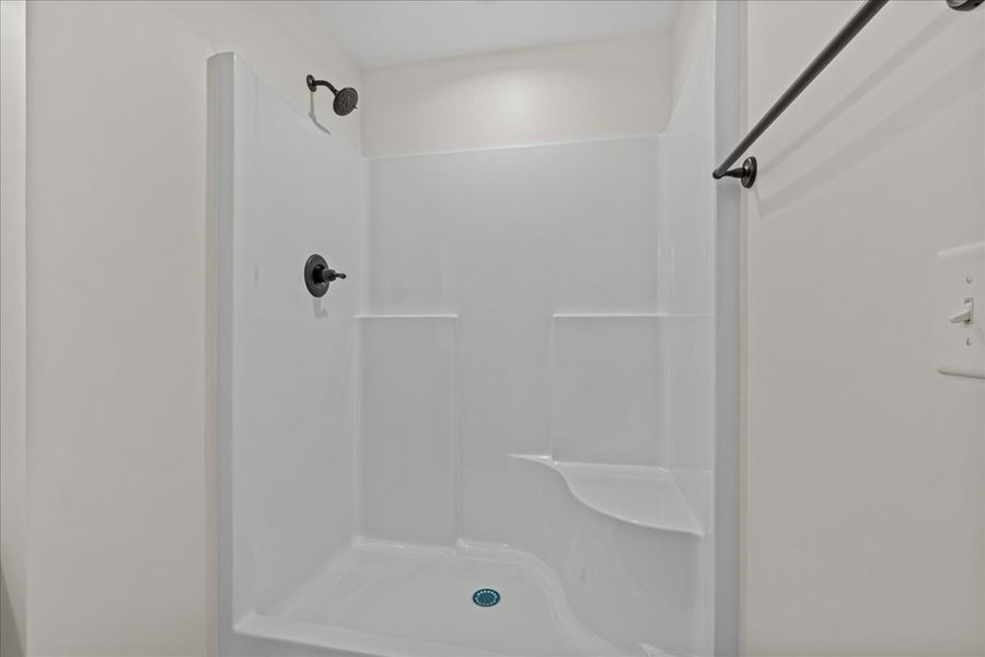 Representative interior finishes for a home built from the Cheshire by Enchanted Homes in Hampshire Heights, Moore (Image 13).