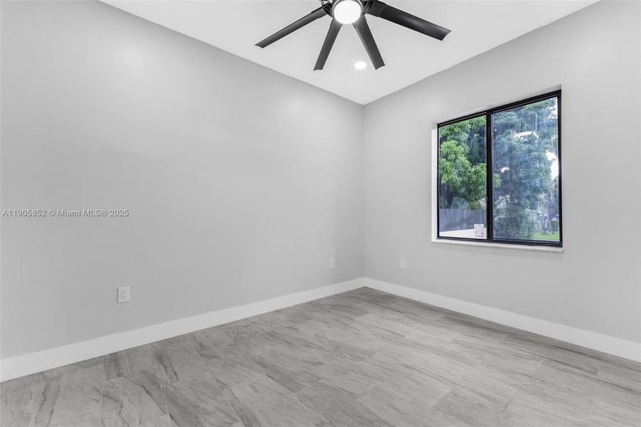 Spacious, unfurnished interior of a new home in , Miami (Image 75).