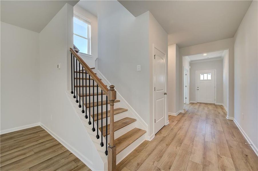 Spacious, unfurnished interior of a new home in Burchwood, Stockbridge (Image 12).