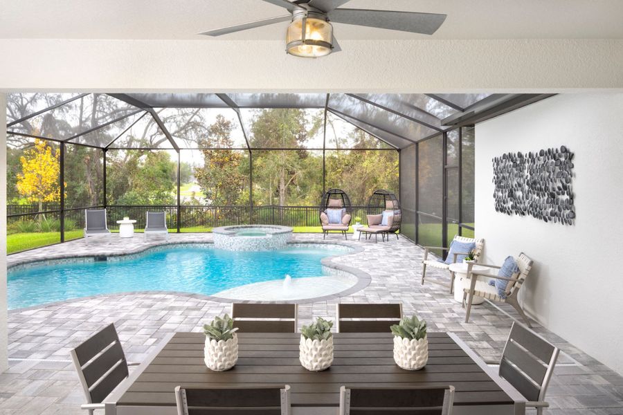 Bayside II - Pool and Lanai:Bayside II - Pool and Lanai