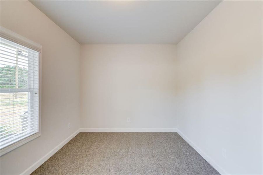 Spacious, unfurnished interior of a new home in , Lula (Image 11).