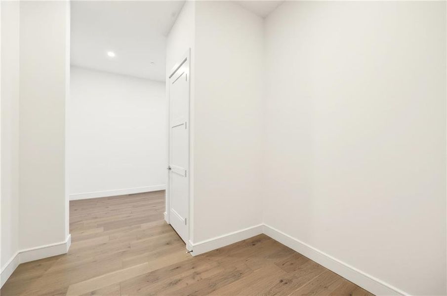 Spacious, unfurnished interior of a new home in The Dillon Buckhead, Atlanta (Image 42).