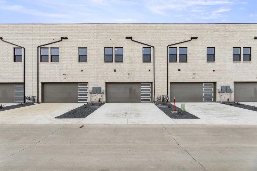 Rear Exterior Design Representative Photo