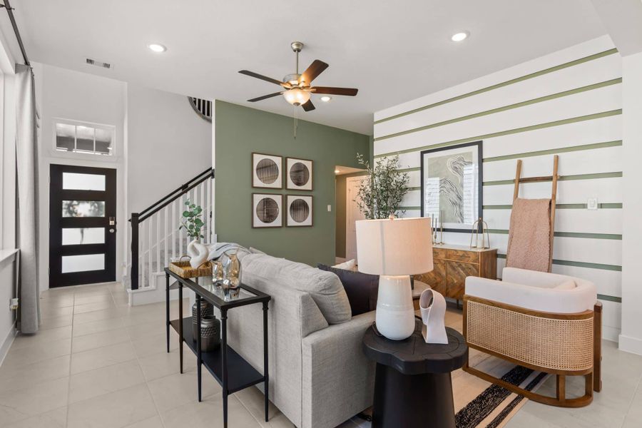 Representative furnished interior of a home built from the Versailles – Augustine Collection by Chesmar Homes in Santa Rita Ranch, Liberty Hill (Image 3). Representative furnished interior of a home built from the Versailles – Augustine Collection by Chesmar Homes in Santa Rita Ranch, Liberty Hill (Image 3).
