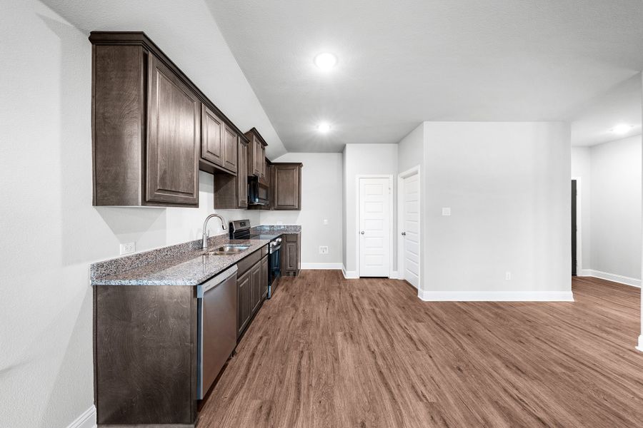 Furnished interior view inside a new home in Stonecreek, Sulphur Springs (Image 7).