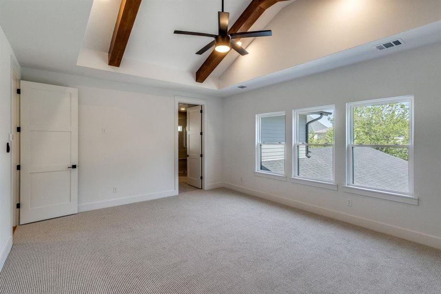 Spacious, unfurnished interior of a new home in , Dallas (Image 9). Spacious, unfurnished interior of a new home in , Dallas (Image 9).