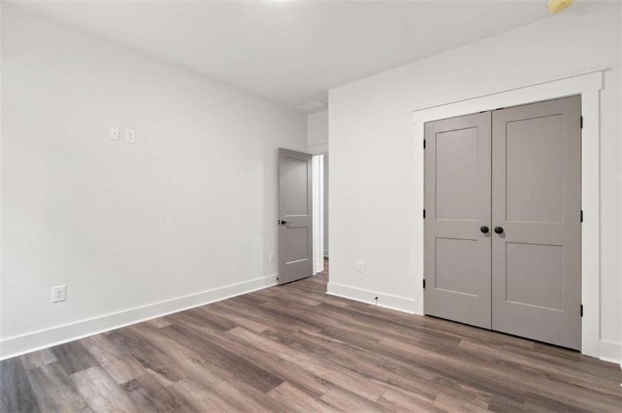Spacious, unfurnished interior of a new home in , Talking Rock (Image 39).