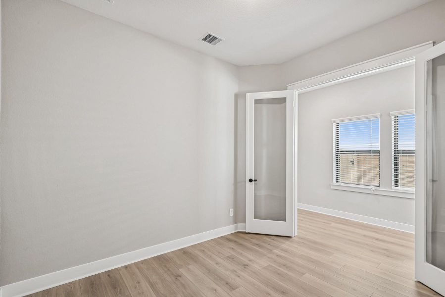 REPRESENTATIVE PHOTO - Photo does not represent actual home options and selection. Ask Sales consultant for specific selections.