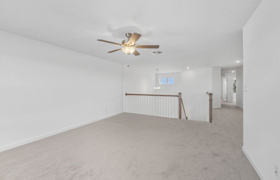 Spacious, unfurnished interior of a new home in Santa Rita Ranch, Liberty Hill (Image 34).