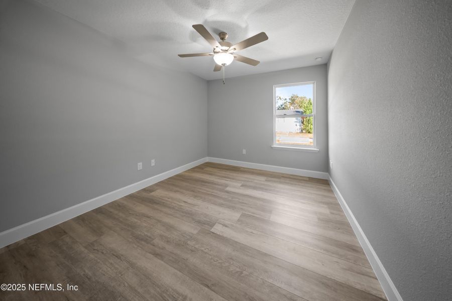 Spacious, unfurnished interior of a new home in , Jacksonville (Image 19).