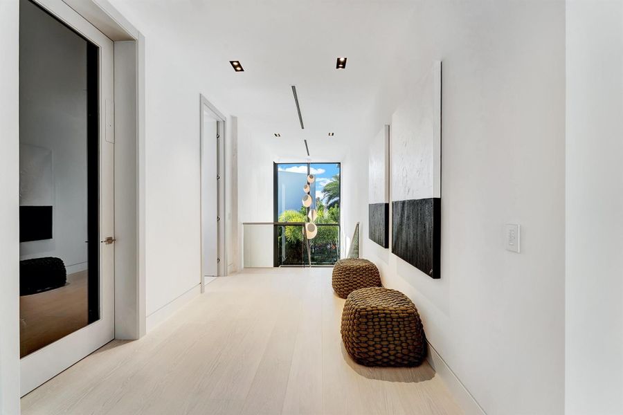 Furnished interior view inside a new home in , Boca Raton (Image 52). Furnished interior view inside a new home in , Boca Raton (Image 52).