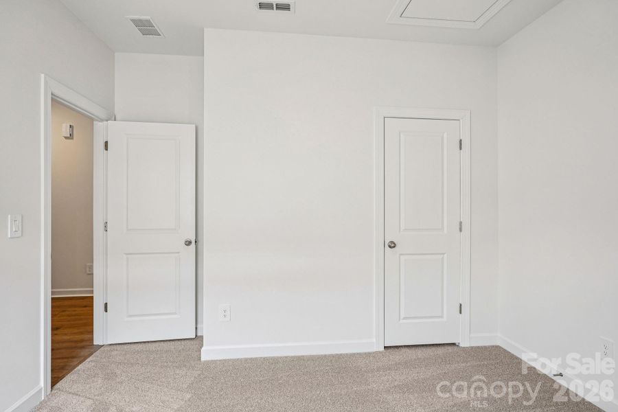 Spacious, unfurnished interior of a new home in Oxford Station, Salisbury (Image 19).