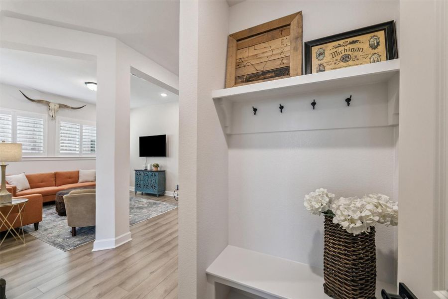 Furnished interior view inside a new home in Pine Trails, Tomball (Image 29). Furnished interior view inside a new home in Pine Trails, Tomball (Image 29).